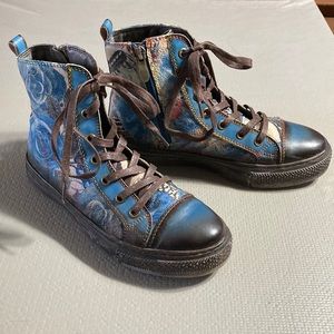 L’Artiste Combat Rose hi tops